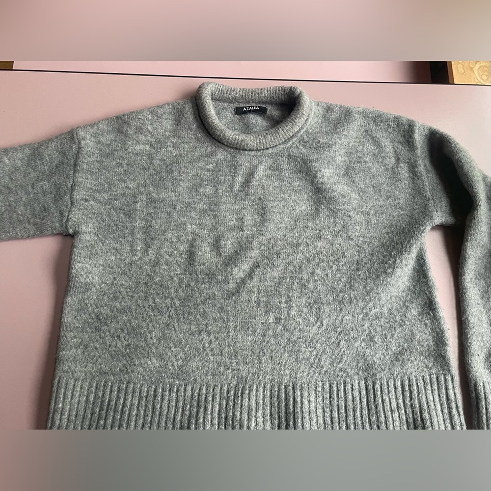Azalea Elise Heather Sweater Gray Size Small
